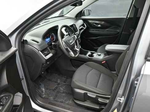 Certified 2024 GMC Terrain SLE image 9