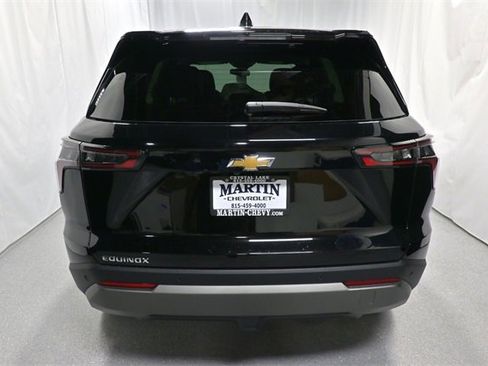 New 2026 Chevrolet Equinox LT w/ Convenience Package II image 4