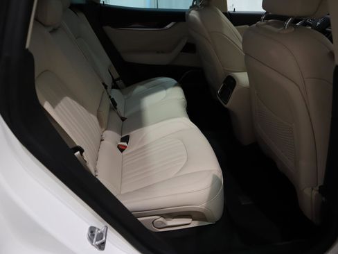 Used 2022 Maserati Levante GT image 15