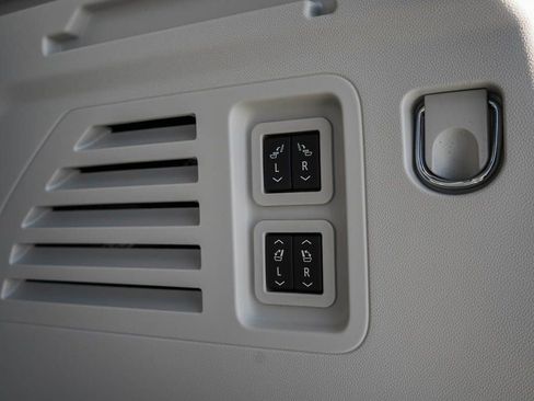 New 2026 Buick Enclave Avenir w/ Super Cruise Package image 9