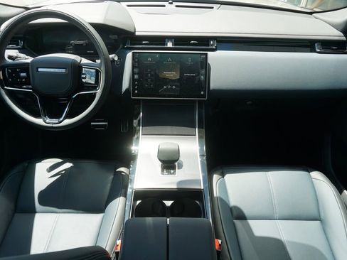 New 2026 Land Rover Range Rover Velar Dynamic SE image 9