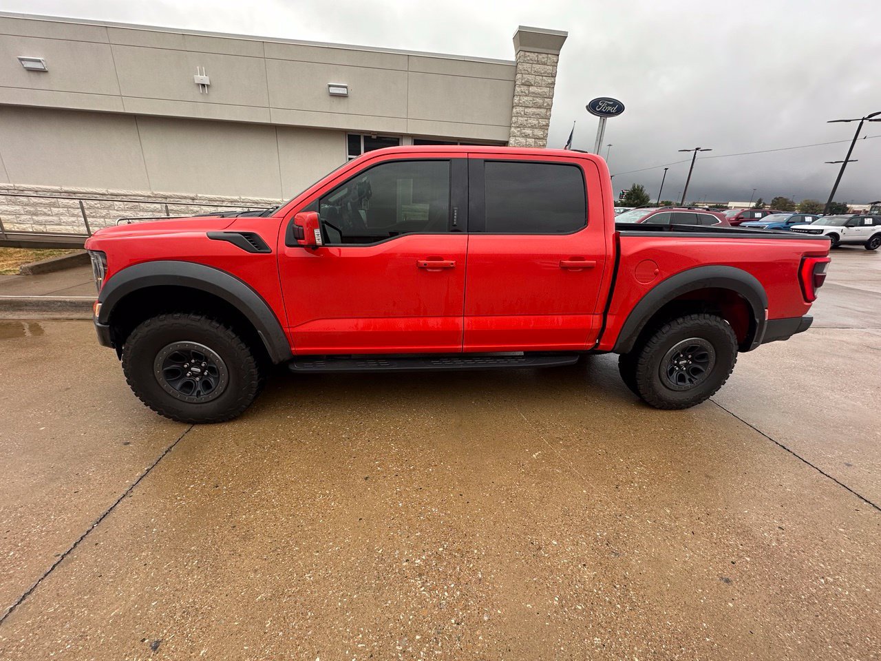 Used 2022 Ford F150 Raptor w/ Equipment Group 801A High AWD/4WD image 2
