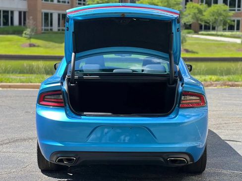 Used 2015 Dodge Charger SXT RWD image 42