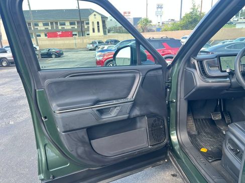 Used 2025 Rivian R1S Adventure Dual AWD/4WD image 21