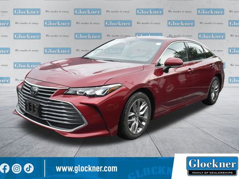 Used 2019 Toyota Avalon XLE w/ Moonroof Package FWD image 1