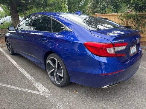 Used 2018 Honda Accord Sport image 3