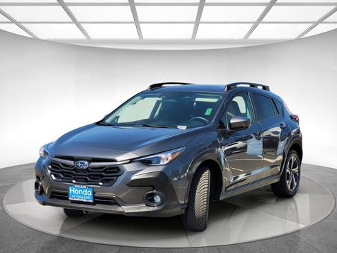 Used 2025 Subaru Crosstrek 2.5i Premium AWD/4WD image 7