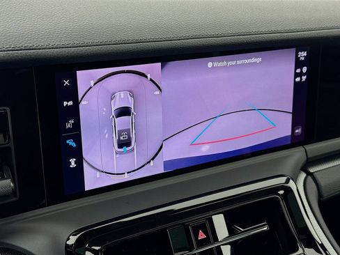 Certified 2025 Porsche Panamera RWD image 20
