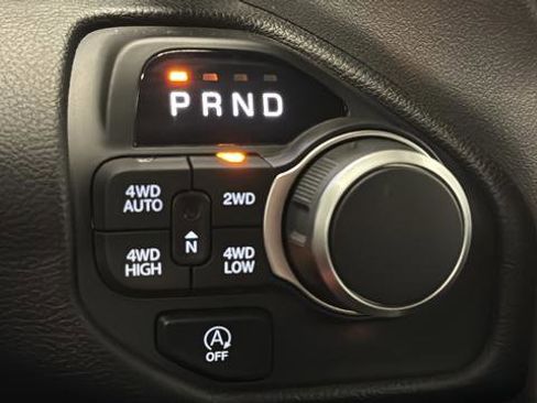 Used 2025 RAM 1500 Big Horn AWD/4WD image 17