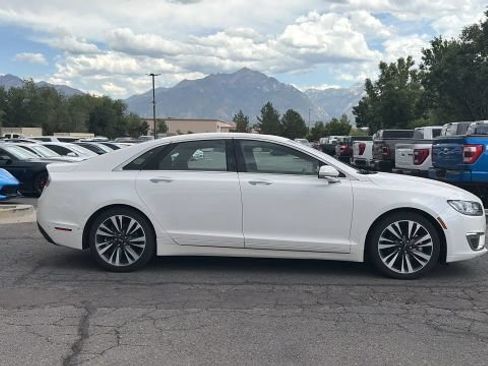 Used 2019 Lincoln MKZ Reserve FWD image 6