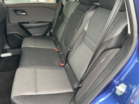 Certified 2023 Nissan Rogue SV AWD/4WD image 7