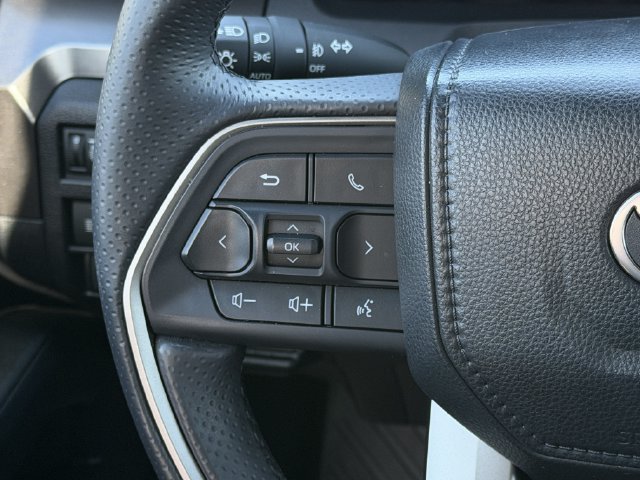 Used 2026 Toyota 4Runner TRD Off-Road Premium AWD/4WD image 13