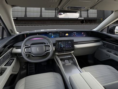 New 2026 Lincoln Nautilus Reserve w/ Jet Appearance Package image 9