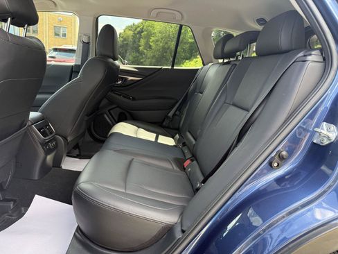 Used 2021 Subaru Outback Limited AWD/4WD image 17