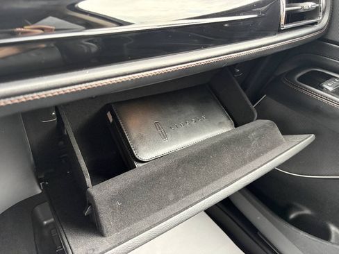 Used 2021 Lincoln Aviator Reserve AWD/4WD image 28