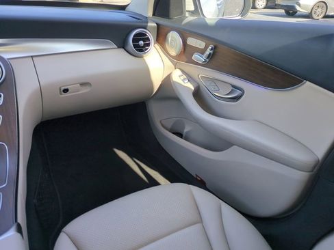 Used 2021 Mercedes-Benz C 300 4MATIC Sedan image 17