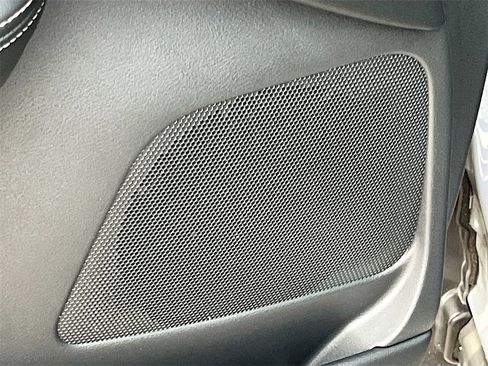 Used 2024 Nissan Murano SL image 19