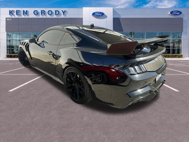 Used 2024 Ford Mustang GT RWD image 4