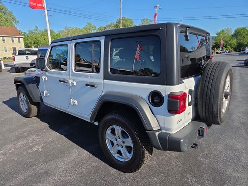 Used 2019 Jeep Wrangler Unlimited Sport S AWD/4WD image 6