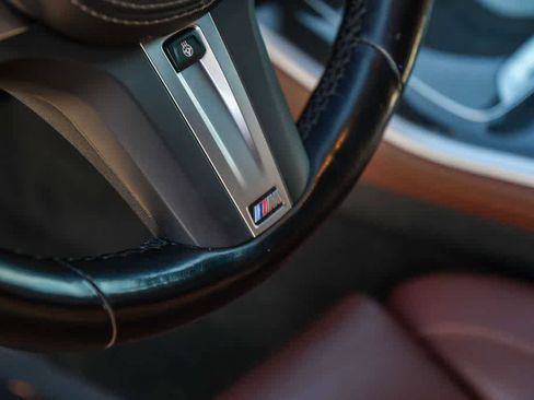 Used 2022 BMW X5 M50i w/ Executive Package image 21
