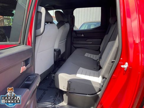 Used 2024 Toyota Tacoma TRD Sport w/ TRD Sport Upgrade Package AWD/4WD image 27