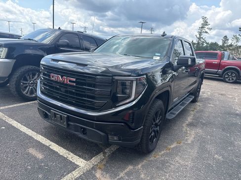 Used 2022 GMC Sierra 1500 Elevation w/ Elevation Premium Package AWD/4WD image 3