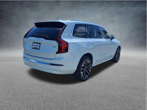 New 2026 Volvo XC90 T8 Ultra w/ Protection Package Premier AWD/4WD image 7