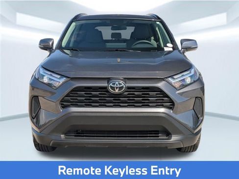 Used 2025 Toyota RAV4 XLE w/ Convenience Package image 11