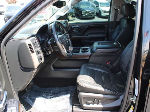 Used 2018 GMC Sierra 1500 Denali w/ Denali Ultimate Package AWD/4WD image 11