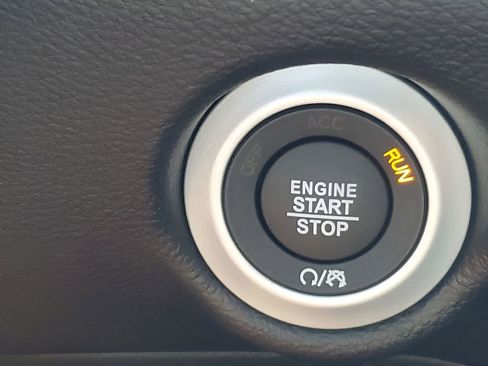 New 2026 Chrysler Voyager LX image 37