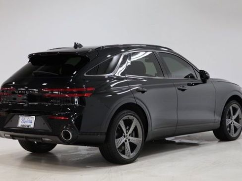 Used 2024 Genesis GV70 3.5T Sport w/ Sport Prestige Package image 8