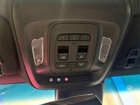 Used 2020 Cadillac CT4 Premium Luxury image 17