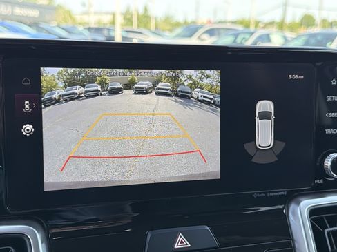 Used 2023 Kia Sorento S w/ Panoramic Sunroof Package FWD image 29