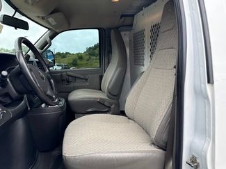 Used 2022 Chevrolet Express 2500 w/ Driver Convenience Package RWD video 2