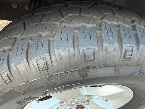 Used 2016 RAM 1500 Classic SLT image 40