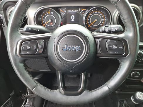 Used 2022 Jeep Wrangler Sport AWD/4WD image 23