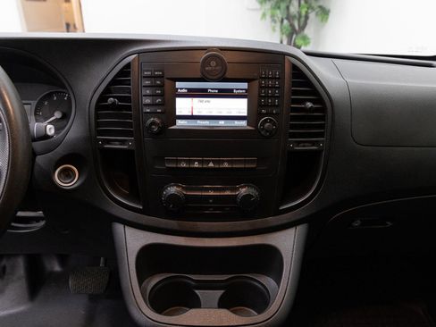 Used 2018 Mercedes-Benz Metris w/ Eco Stop/Start Package image 15