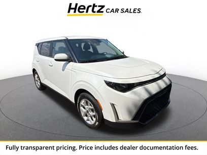 Used 2025 Kia Soul LX w/ LX Technology Package