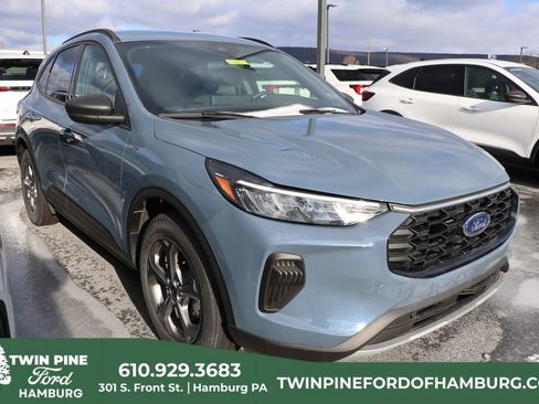 Used 2025 Ford Escape ST-Line w/ Tech Pack #1 image 1