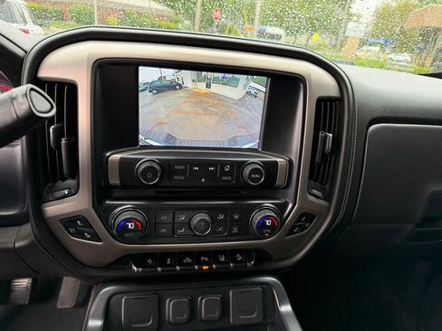 Used 2015 GMC Sierra 1500 Denali w/ Driver Alert Package AWD/4WD image 9