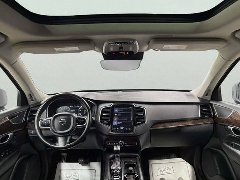 Used 2016 Volvo XC90 T6 Momentum w/ Momentum Plus Package AWD/4WD image 26