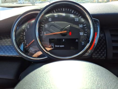 Used 2018 MINI Cooper S image 24