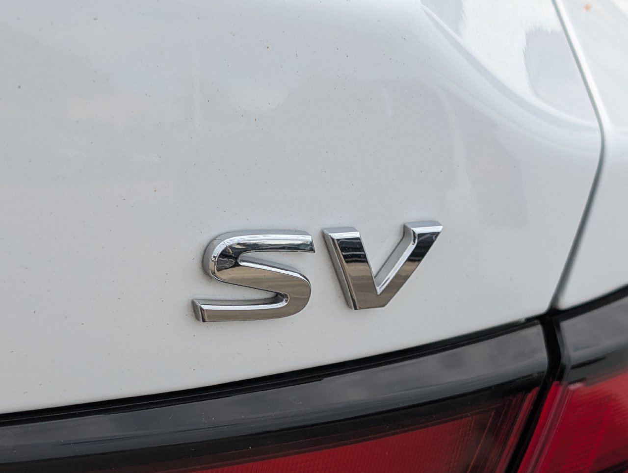 Used 2024 Nissan Sentra SV FWD image 8