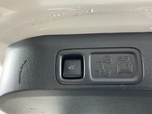 Used 2023 Ford Expedition Max Platinum image 36