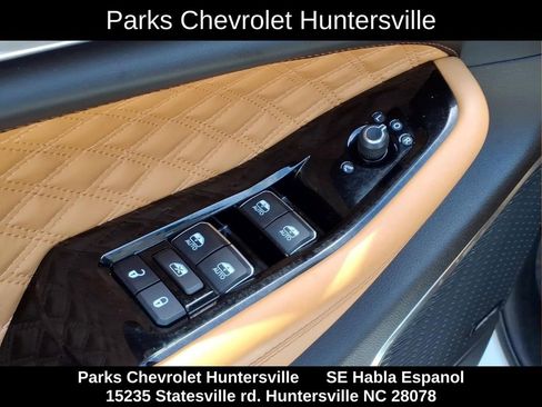 Used 2023 Jeep Grand Cherokee L Summit w/ Advanced Protech Group IV AWD/4WD image 22
