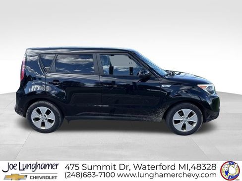 Used 2016 Kia Soul FWD image 3