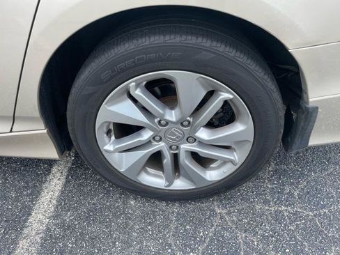 Used 2019 Honda Accord LX image 9