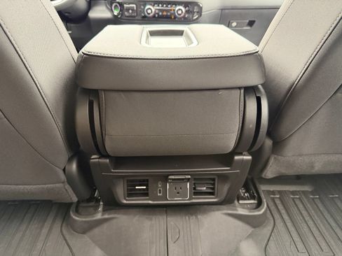New 2026 GMC Sierra 2500 SLE w/ SLE Value Package; AWD/4WD image 28