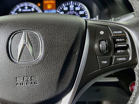 Used 2017 Acura TLX FWD image 20