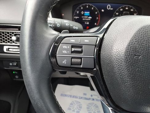 Used 2023 Honda Civic Touring image 14